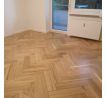 Dub masív herringbone-vzor rybia kosť 15x130x500 olej neutral markant 4V